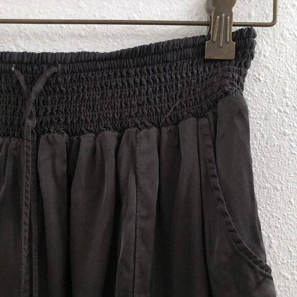 AERIE High Waisted Satin Shine Shorts Size Small - Picture 5 of 9